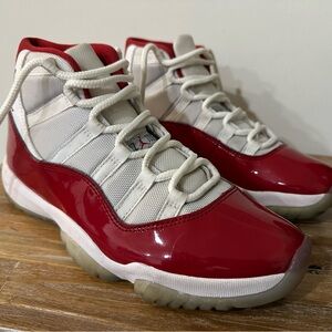 Retro Jordan 11 GS Cherry
